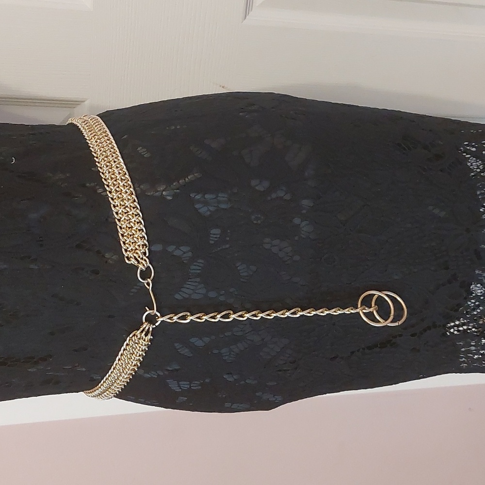 Vintage Gold Tone Mesh Chain Metal Belt - Picture 2 of 7